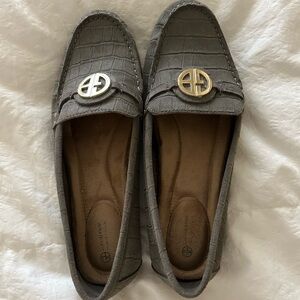 Giani Bernini Womens Suede Memory Foam Slip On Loafers